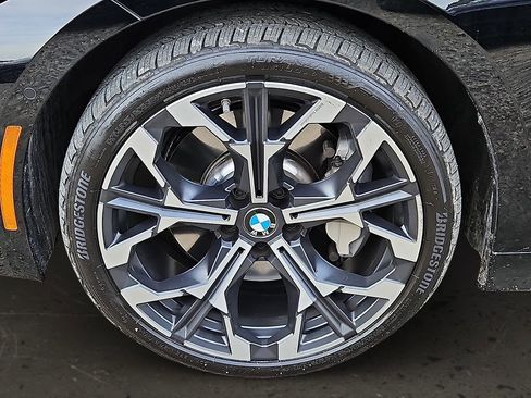 Certified 2025 BMW 330i xDrive Sedan w/ Premium Package image 9