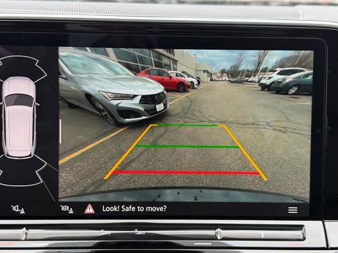 Certified 2025 Volkswagen Atlas SEL image 19