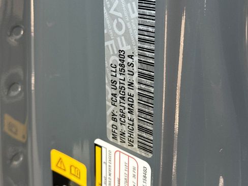 New 2026 Jeep Gladiator Sport image 25