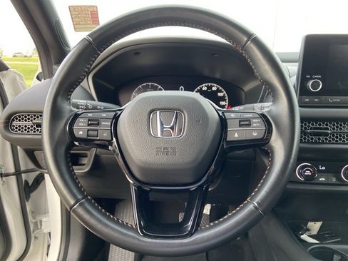 Used 2025 Honda HR-V Sport image 35