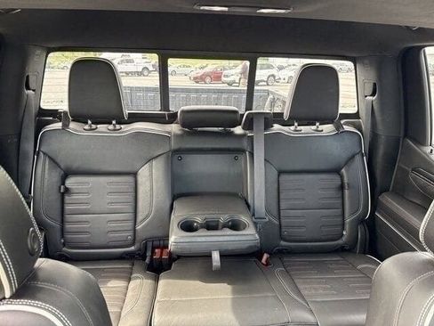 Used 2022 GMC Sierra 1500 AT4X image 25