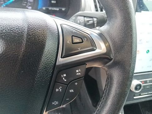 Certified 2022 Ford Edge Titanium w/ Equipment Group 301A AWD/4WD image 19