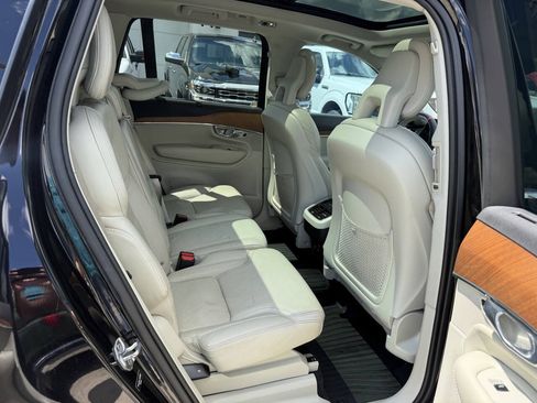 Used 2018 Volvo XC90 T6 Inscription w/ Convenience Package AWD/4WD image 16