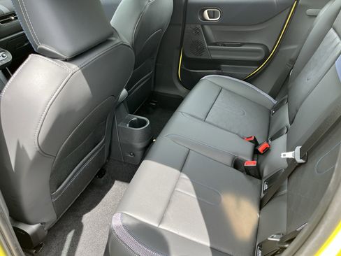 Used 2025 MINI Cooper S image 18