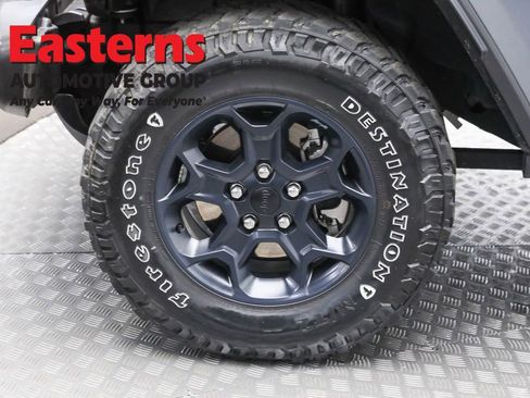 Used 2023 Jeep Wrangler Unlimited w/ Cold Weather Group AWD/4WD image 35