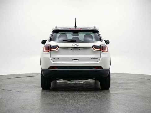 Used 2025 Jeep Compass Limited AWD/4WD image 7