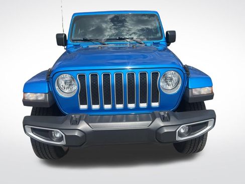 Used 2022 Jeep Wrangler Unlimited Sahara w/ Cold Weather Group AWD/4WD image 10