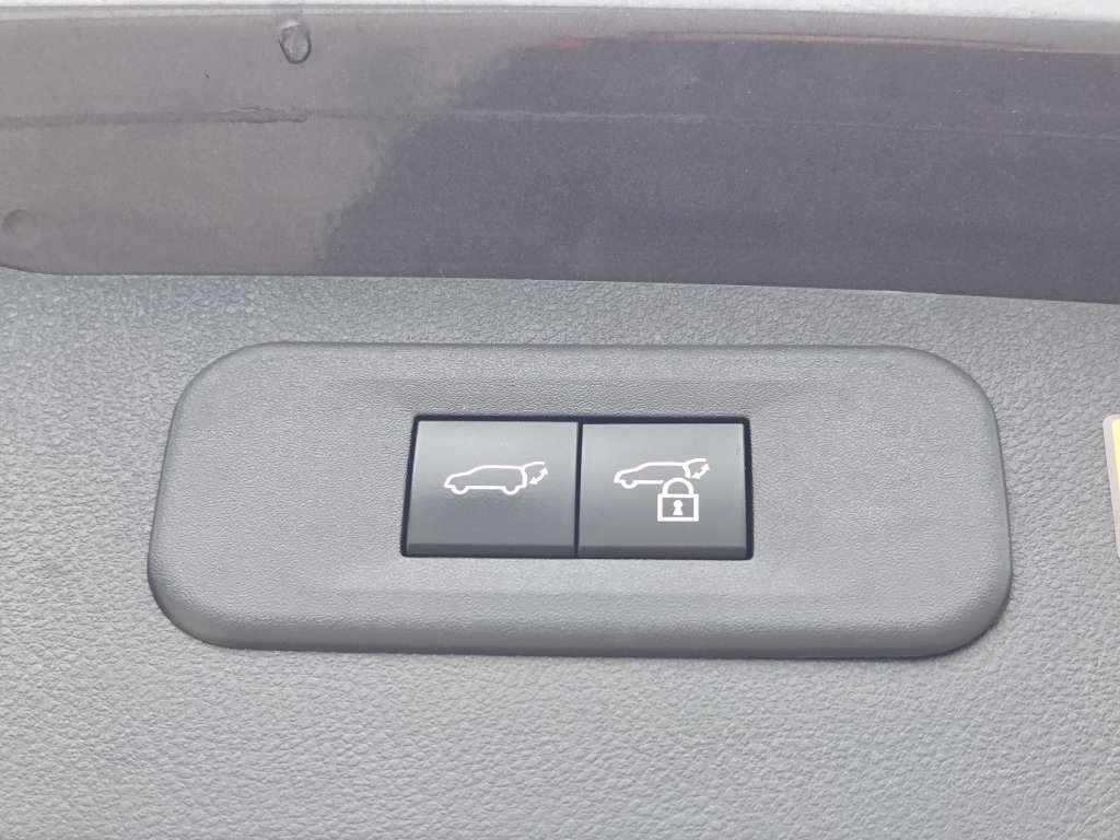 Certified 2025 Lexus NX 250 FWD w/ Accessory Package (2T) image 31