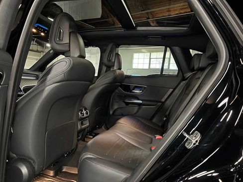 Certified 2026 Mercedes-Benz GLC 300 4MATIC image 18