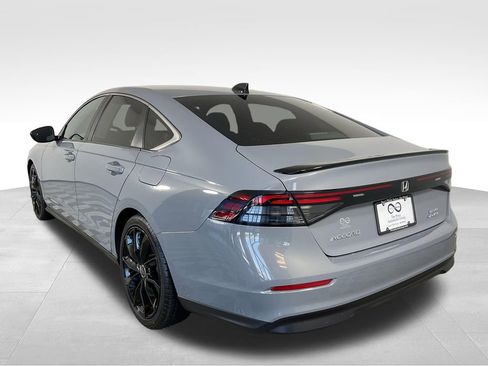 Used 2023 Honda Accord Sport image 7