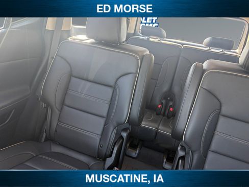 Certified 2021 GMC Acadia Denali w/ Denali Ultimate Package image 17