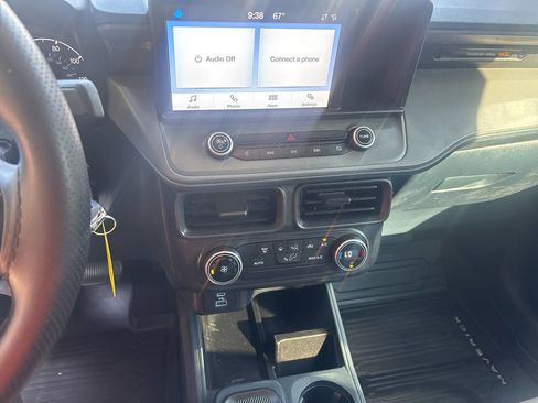 Used 2022 Ford Maverick XL FWD image 11