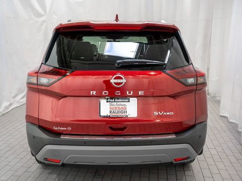 Certified 2023 Nissan Rogue SV w/ SV Premium Package image 4