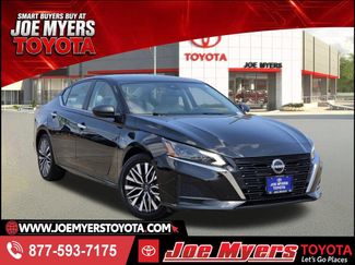 Used 2025 Nissan Altima 2.5 SV FWD video 1