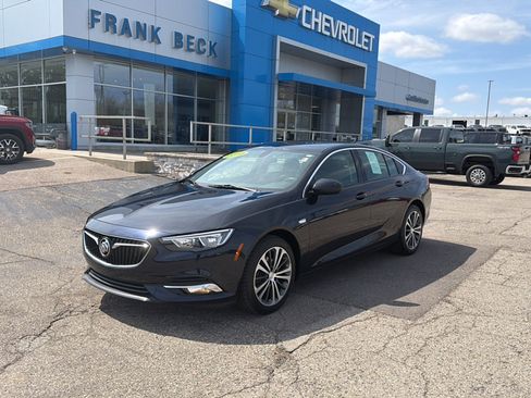 Used 2018 Buick Regal Preferred w/ Sights and Sounds Package image 1