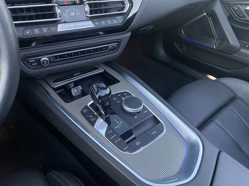 Used 2019 BMW Z4 sDrive30i w/ M Sport Package image 11