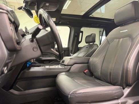 Used 2024 Ford Expedition Max Platinum AWD/4WD image 13