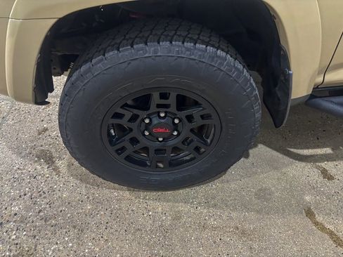 Used 2016 Toyota 4Runner TRD Pro image 13