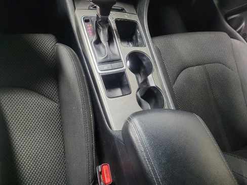 Used 2020 Kia Optima LX image 26