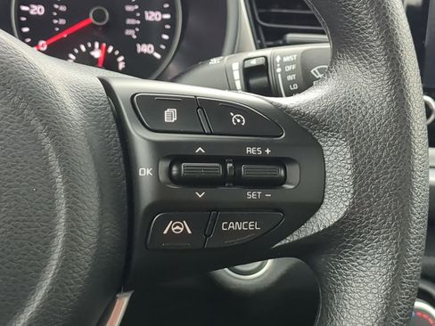 Used 2023 Kia Rio S w/ Technology Package image 18