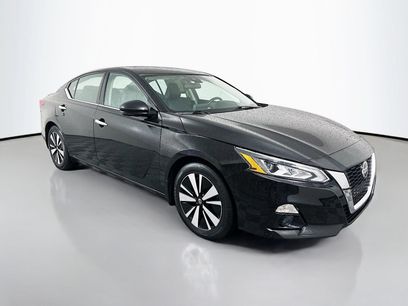 Used 2022 Nissan Altima 2.5 SL