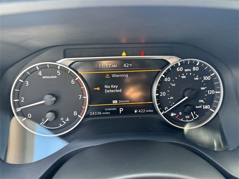 Used 2023 Nissan Rogue SV image 15