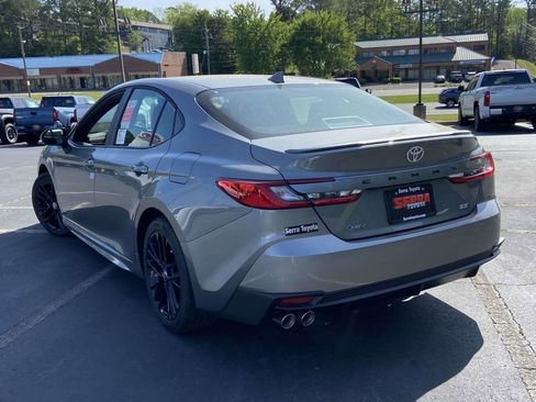 New 2026 Toyota Camry SE image 5