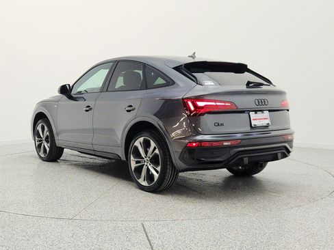 Used 2023 Audi Q5 2.0T Premium Plus w/ Premium Plus Package AWD/4WD image 7