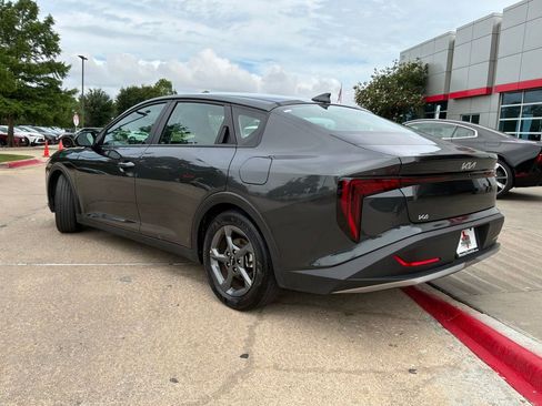 Used 2025 Kia K4 FWD image 8