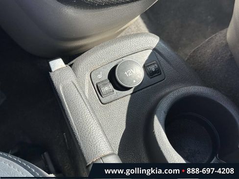 Used 2016 Ford Transit Connect Titanium FWD image 29