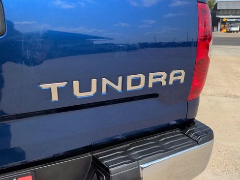 Used 2015 Toyota Tundra SR5 w/ SR5 Upgrade Package RWD image 39