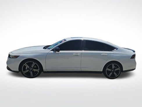 Used 2023 Honda Accord Sport image 4