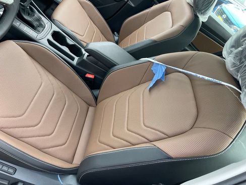 New 2026 Volkswagen Jetta SEL FWD image 24