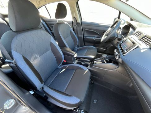 Used 2025 Nissan Versa SV FWD image 29