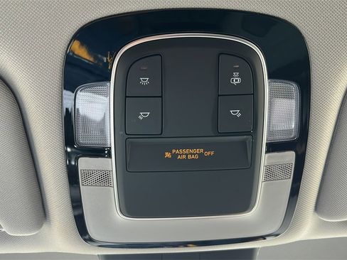 Certified 2023 Hyundai Santa Fe SE image 29