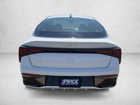 Used 2025 Kia K5 LXS FWD image 6