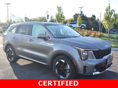 Certified 2025 Kia Sorento EX w/ EX Panoramic Sunroof Package