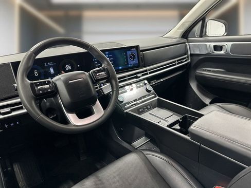 Used 2024 Hyundai Santa Fe SEL image 11