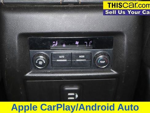 Used 2019 Chevrolet Traverse LT image 23