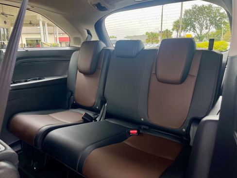 Used 2025 Honda Odyssey Elite image 13