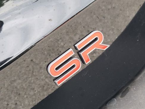 New 2025 Nissan Kicks SR image 8