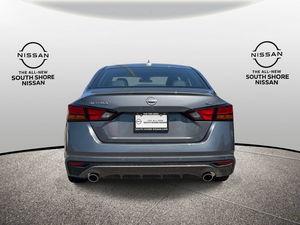 Certified 2025 Nissan Altima 2.5 SL FWD image 6