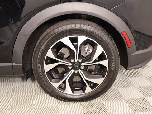 Used 2025 Ford Mustang Mach-E Select RWD image 17