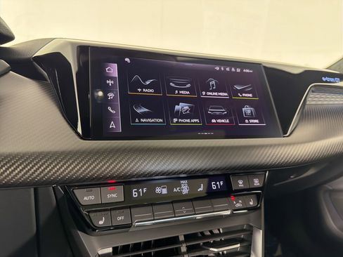 New 2026 Audi S e-tron GT Prestige image 17