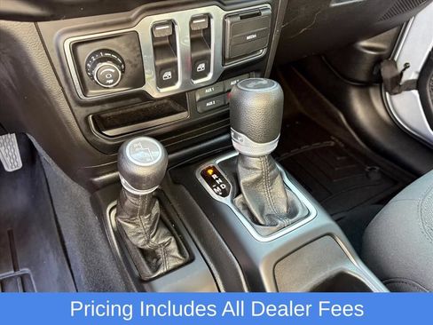Used 2023 Jeep Wrangler Sport AWD/4WD image 21