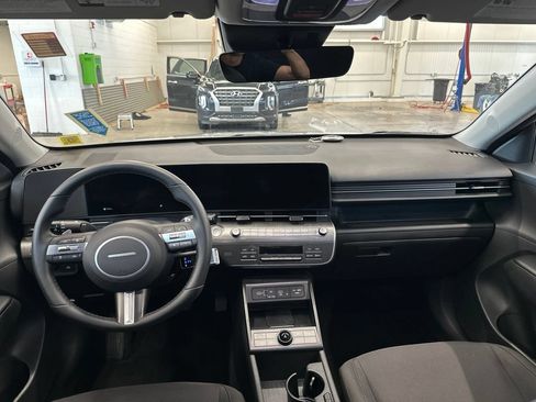 Used 2024 Hyundai Kona SEL w/ Convenience Package AWD/4WD image 7