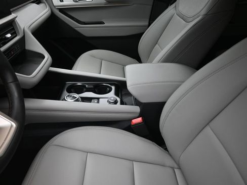 New 2026 Ford Explorer Active w/ Active Comfort Package RWD image 21