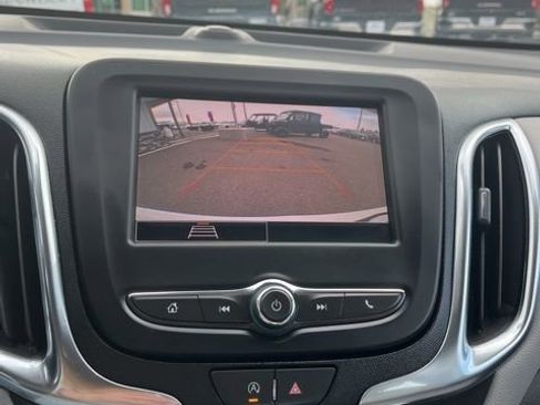 Used 2024 Chevrolet Equinox LS AWD/4WD image 46