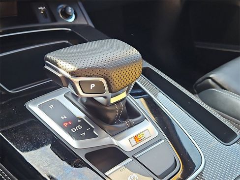 Used 2023 Audi SQ5 Premium Plus w/ Premium Plus Package image 32