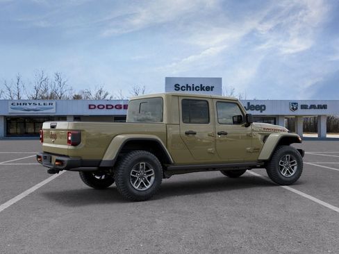 New 2026 Jeep Gladiator Mojave image 4